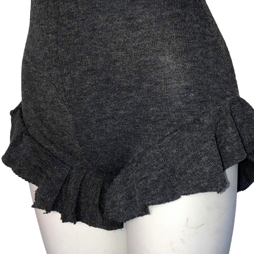 Charcoal Ruffle Knit Shorts - Picture 4 of 4